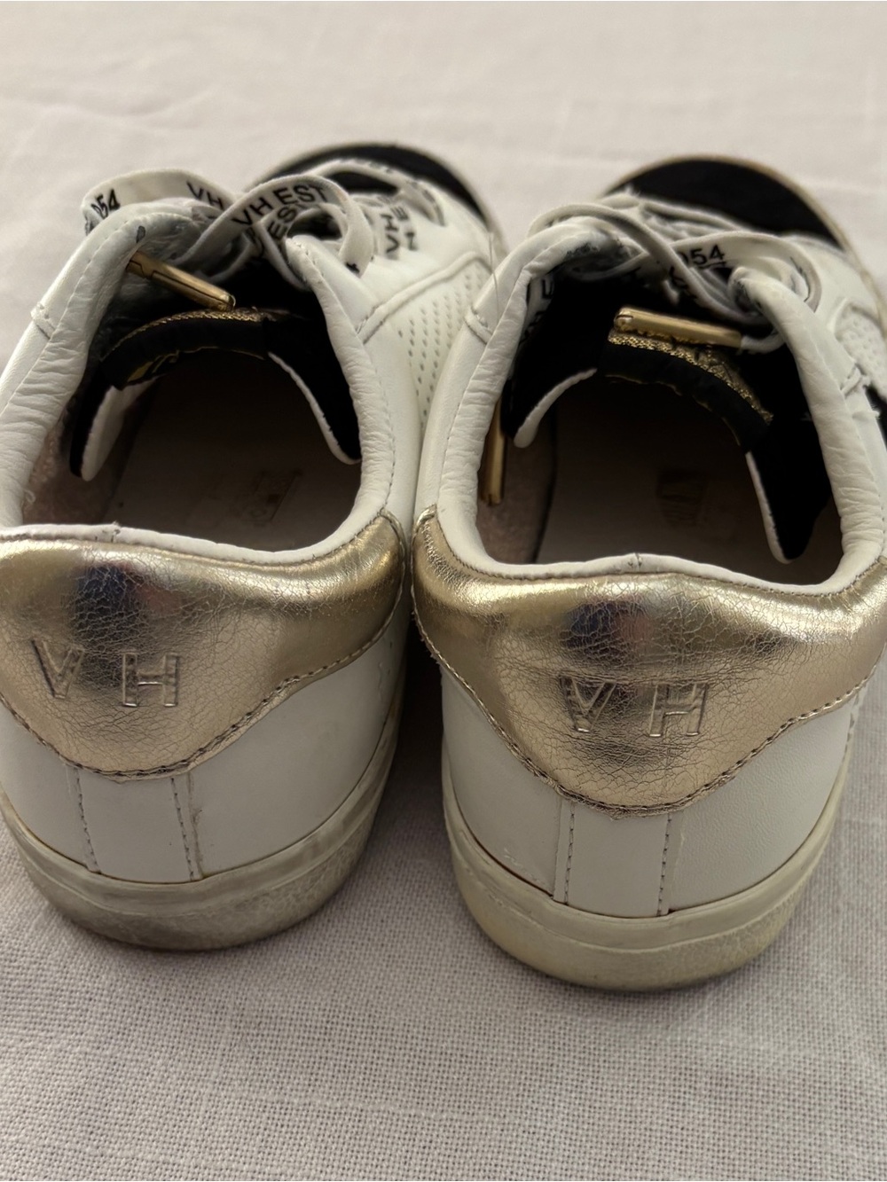 Vintage Havana Black White & Gold Leather Sneakers ~ Women’s Size 6 - Picture 2 of 11